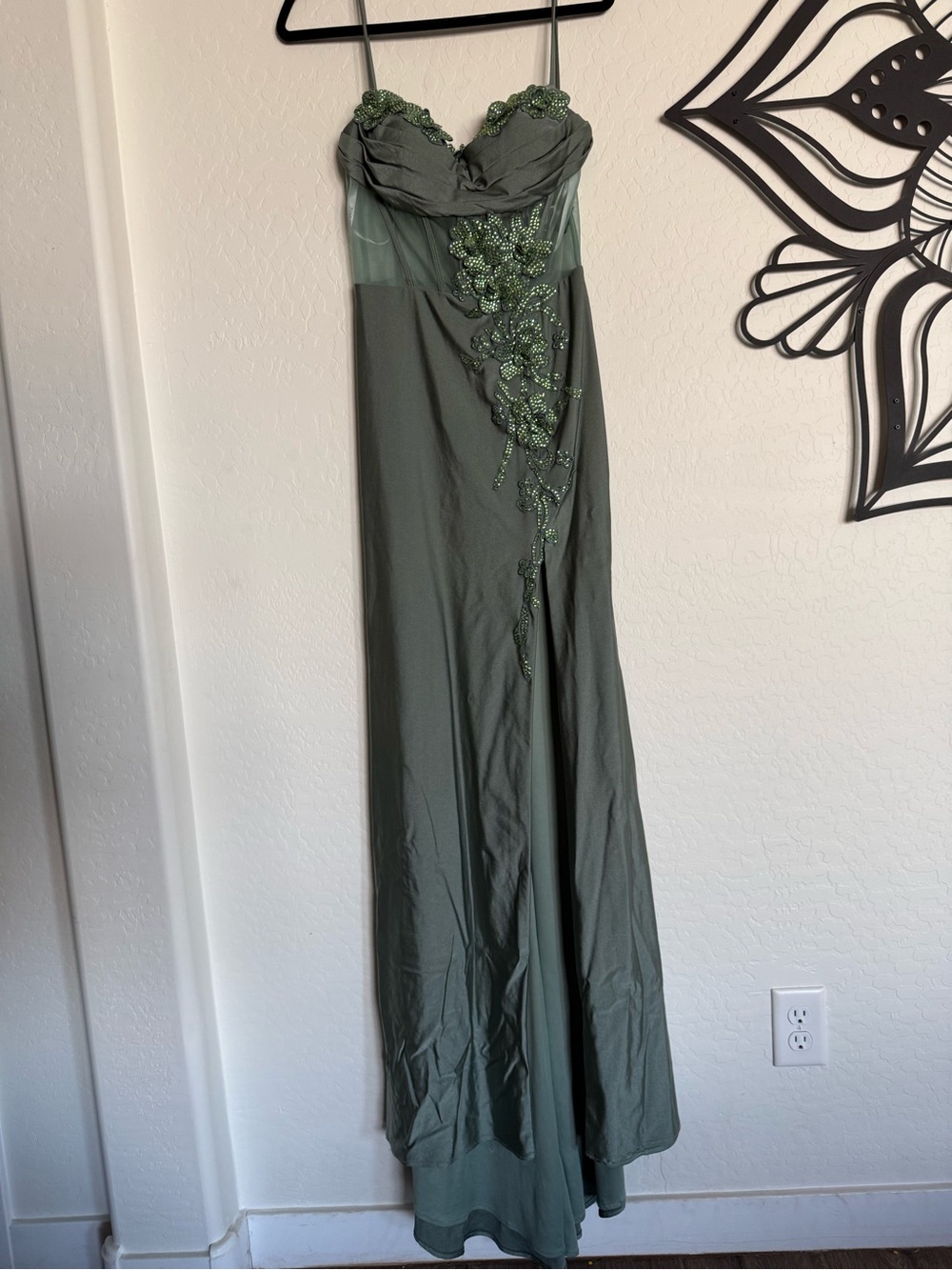 JOVANI 42227 in Seafoam Embellished Corset Evening Gown - New W/ Tags - 4 - Picture 3 of 12